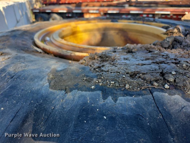 image for item DZ3503 (3) Goodyear 23.5-25 tires and wheels