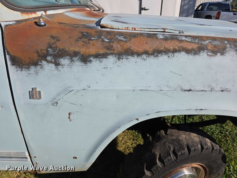 image for item DZ6399 1974 International Harvester  D200 Eight pickup truck