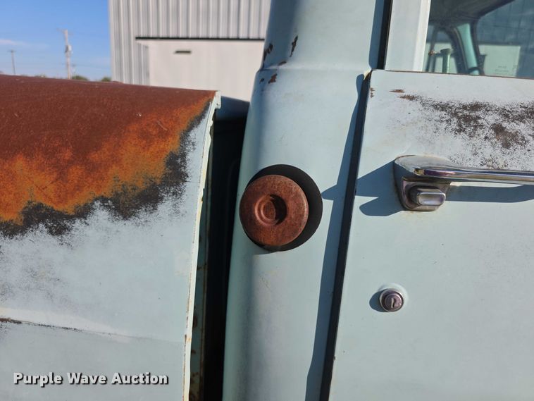 image for item DZ6399 1974 International Harvester  D200 Eight pickup truck