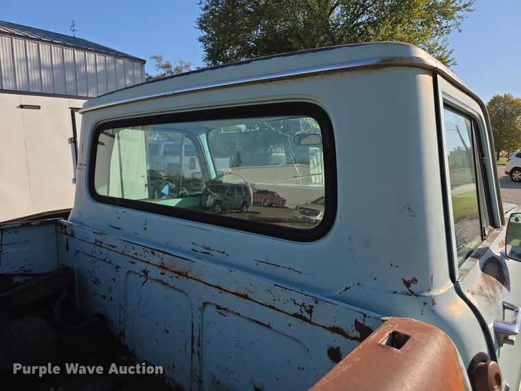 image for item DZ6399 1974 International Harvester  D200 Eight pickup truck