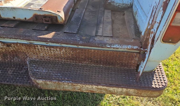 image for item DZ6399 1974 International Harvester  D200 Eight pickup truck