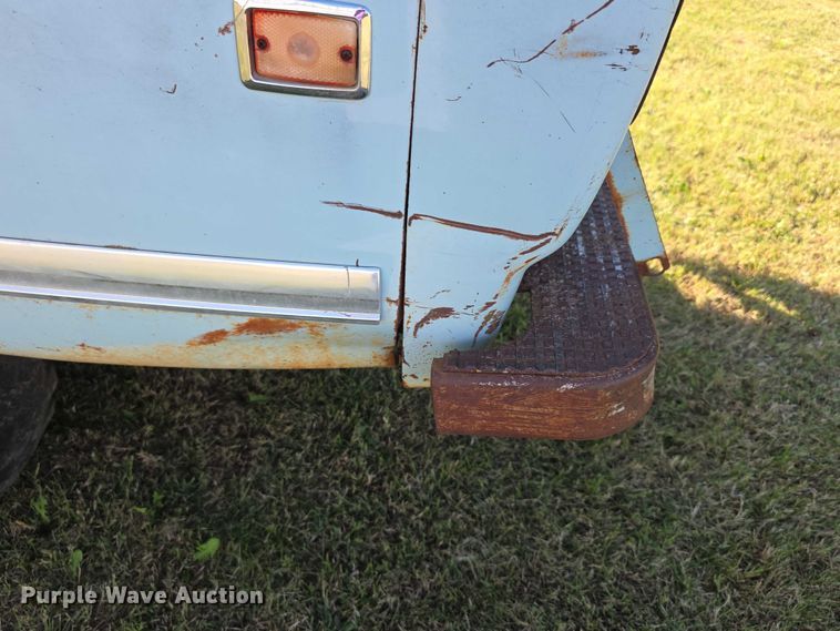 image for item DZ6399 1974 International Harvester  D200 Eight pickup truck