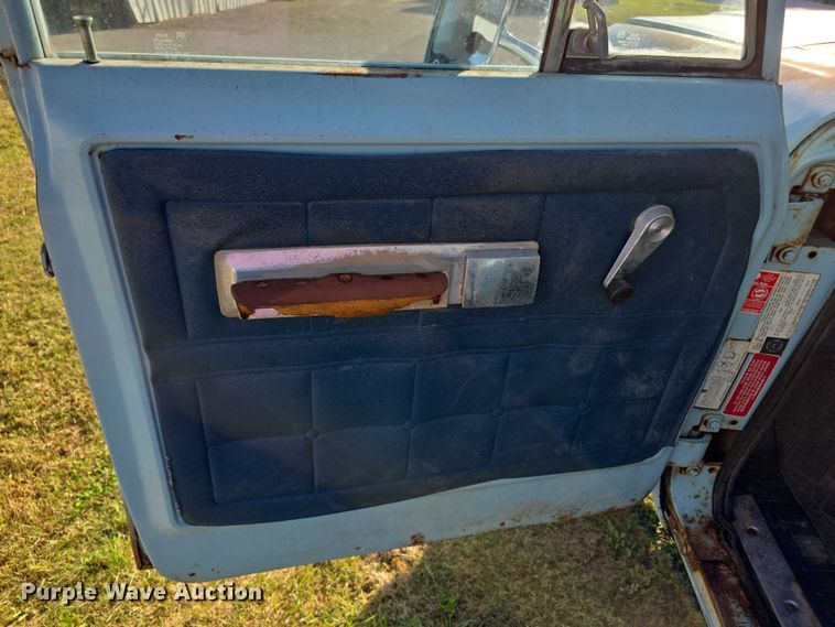 image for item DZ6399 1974 International Harvester  D200 Eight pickup truck