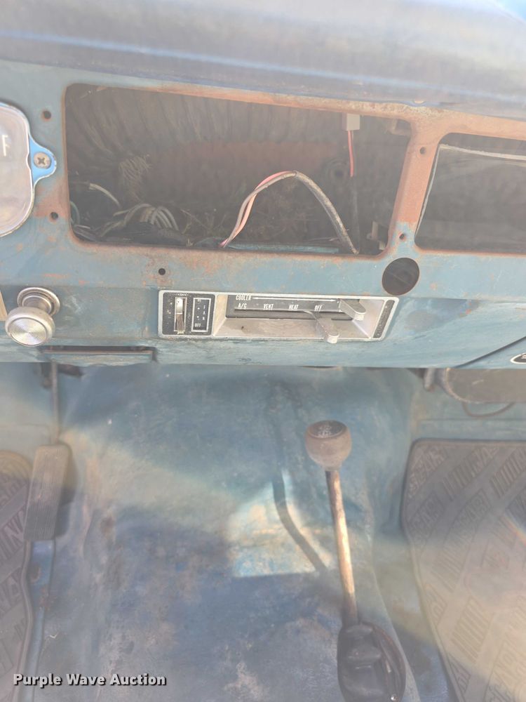 image for item DZ6399 1974 International Harvester  D200 Eight pickup truck