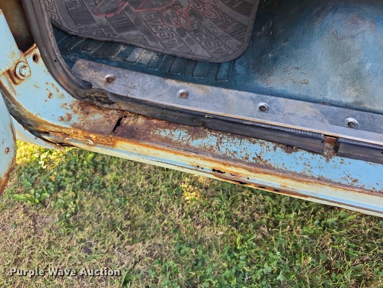 image for item DZ6399 1974 International Harvester  D200 Eight pickup truck