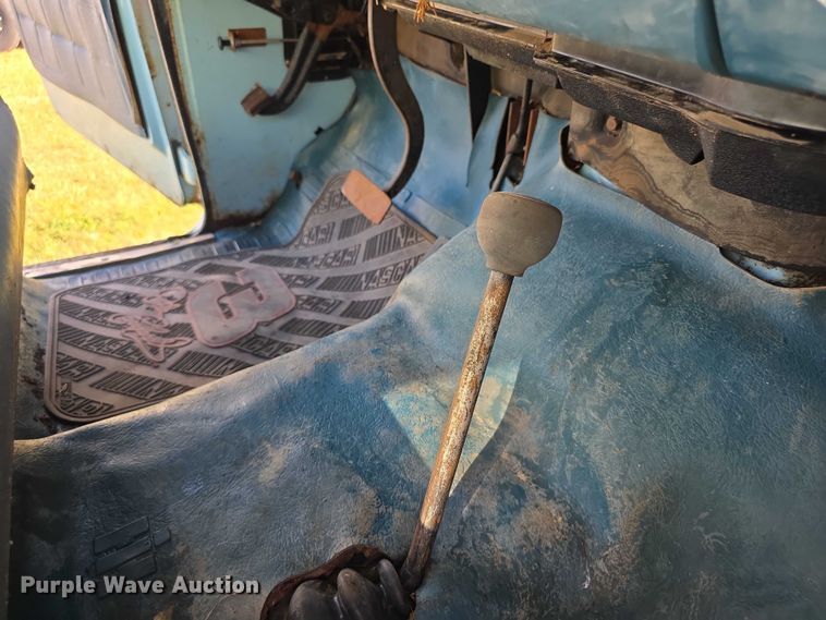 image for item DZ6399 1974 International Harvester  D200 Eight pickup truck