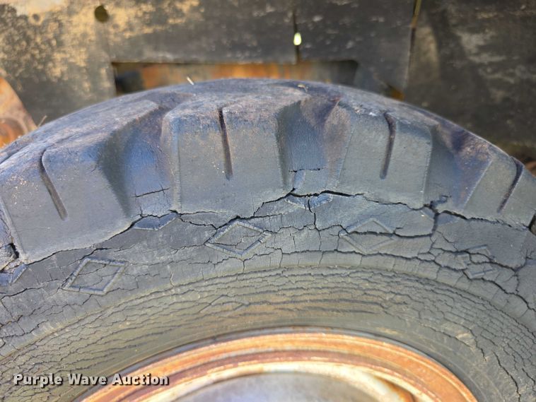 image for item DZ6399 1974 International Harvester  D200 Eight pickup truck