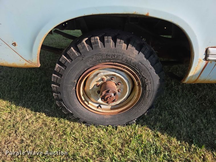 image for item DZ6399 1974 International Harvester  D200 Eight pickup truck