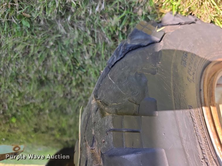 image for item DZ6399 1974 International Harvester  D200 Eight pickup truck