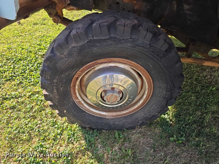 image for item DZ6399 1974 International Harvester  D200 Eight pickup truck