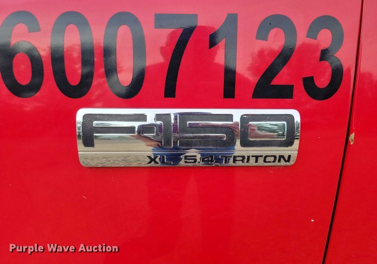 image for item DZ6592 2007 Ford F150 pickup truck