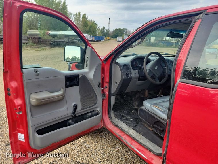 image for item DZ6592 2007 Ford F150 pickup truck