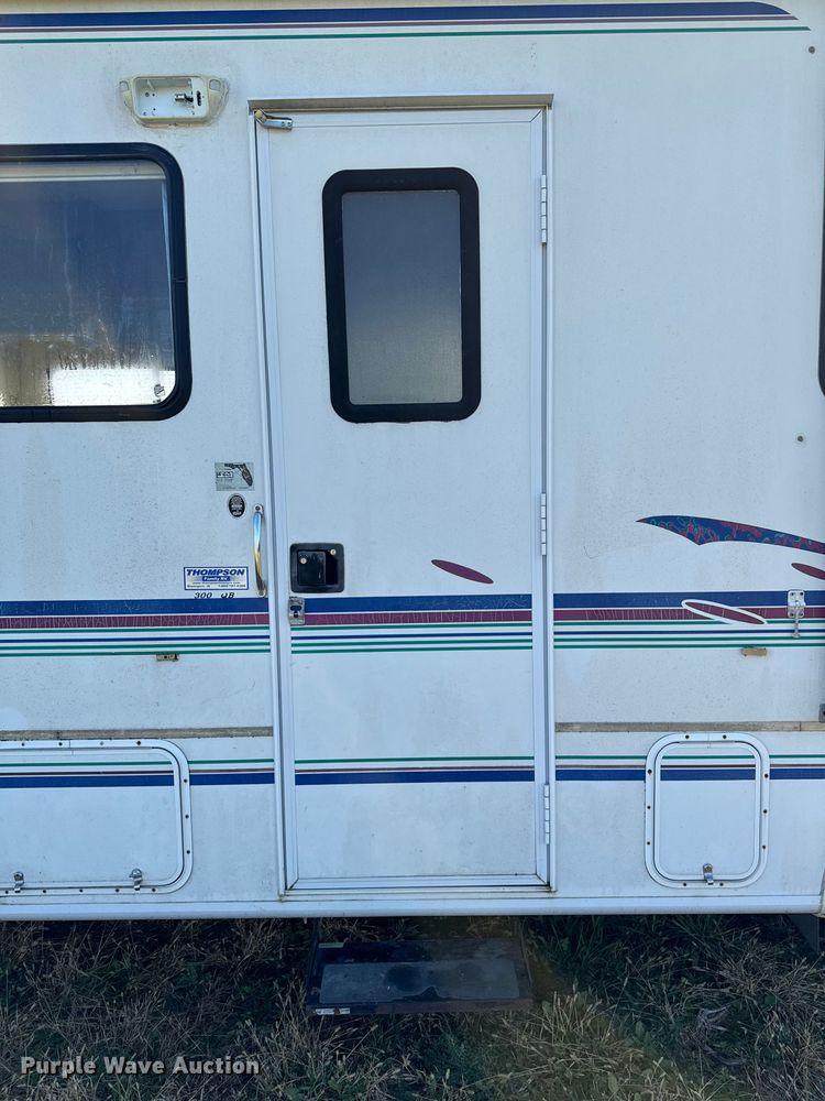 image for item EA1987 1997 Coachmen 300QB Mirada RV