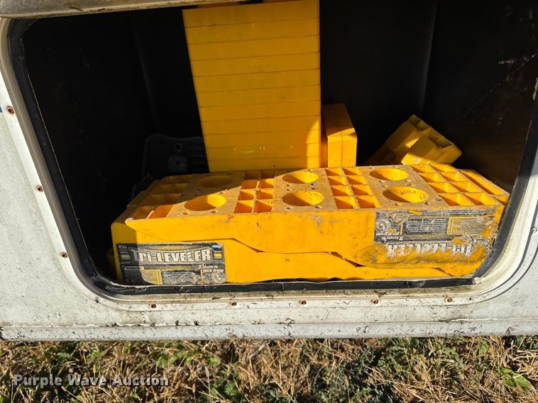 image for item EA1987 1997 Coachmen 300QB Mirada RV