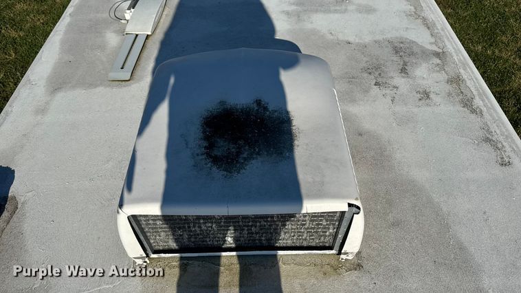 image for item EA1987 1997 Coachmen 300QB Mirada RV