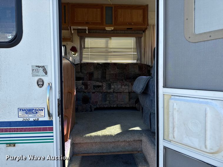 image for item EA1987 1997 Coachmen 300QB Mirada RV