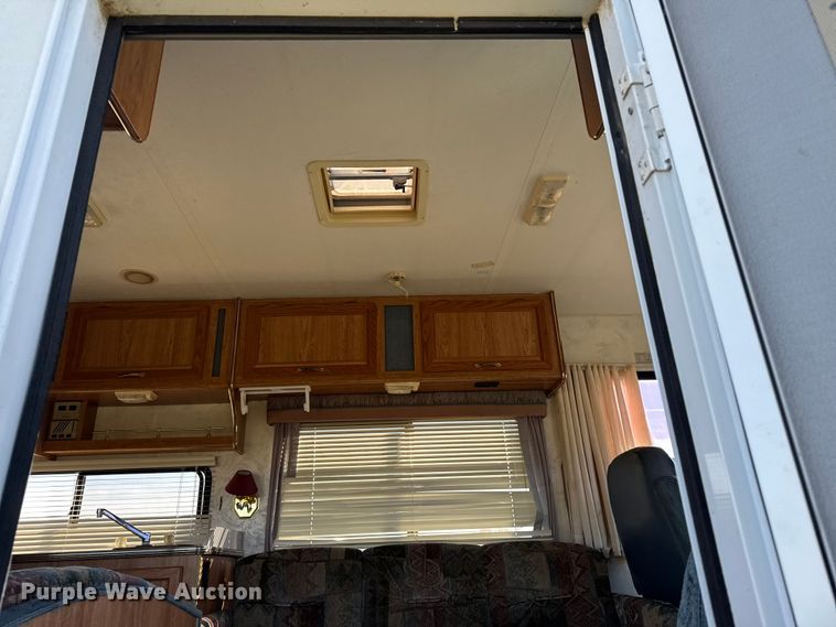 image for item EA1987 1997 Coachmen 300QB Mirada RV