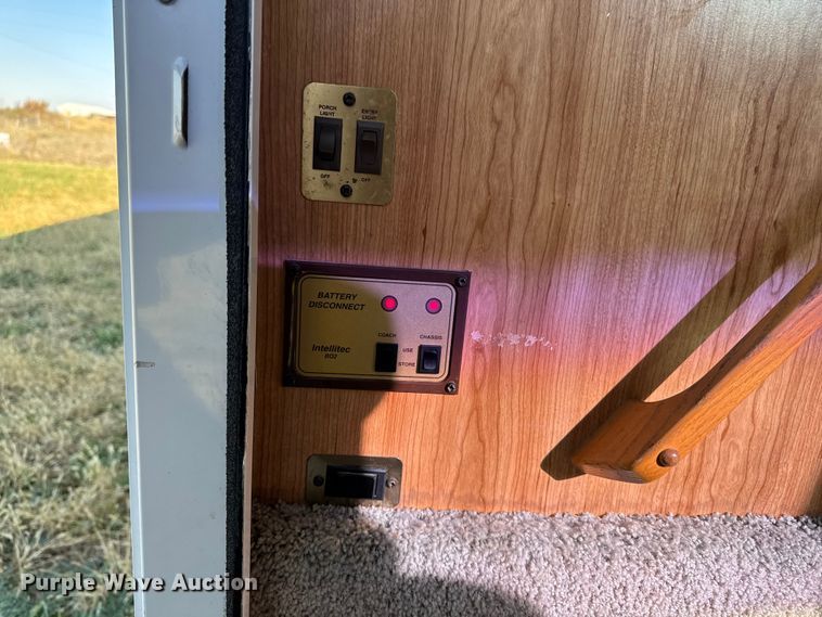 image for item EA1987 1997 Coachmen 300QB Mirada RV