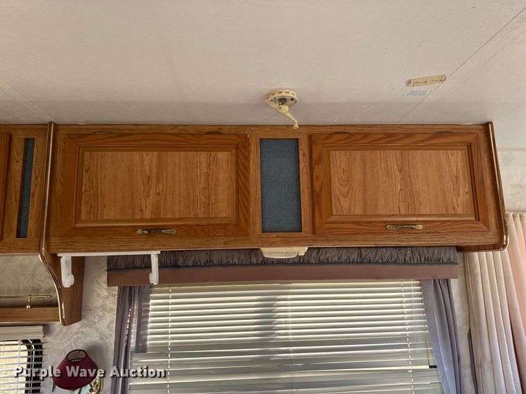 image for item EA1987 1997 Coachmen 300QB Mirada RV