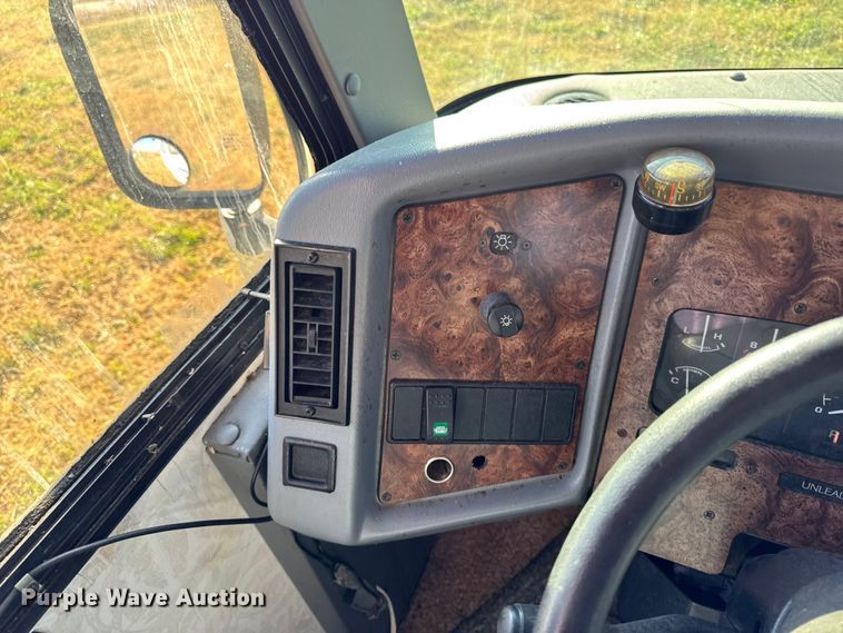 image for item EA1987 1997 Coachmen 300QB Mirada RV