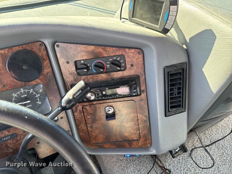 image for item EA1987 1997 Coachmen 300QB Mirada RV