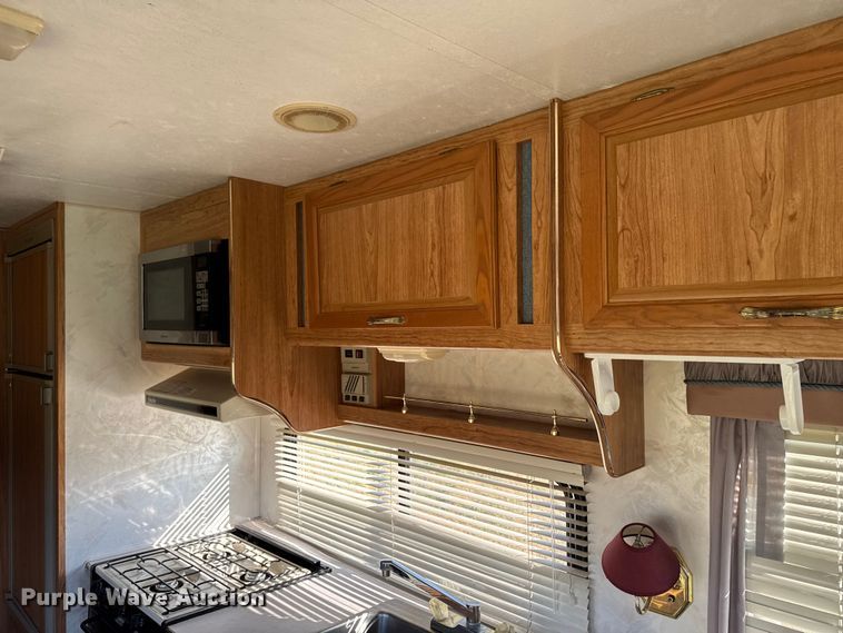 image for item EA1987 1997 Coachmen 300QB Mirada RV
