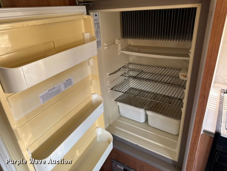 image for item EA1987 1997 Coachmen 300QB Mirada RV