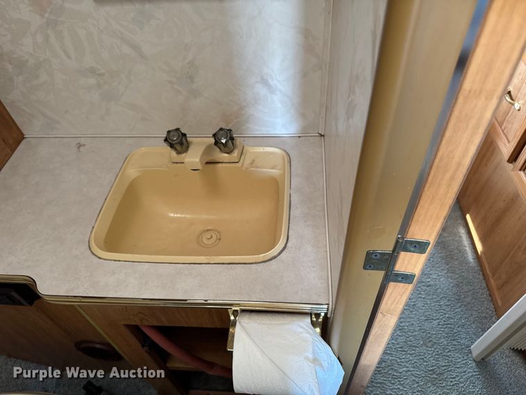 image for item EA1987 1997 Coachmen 300QB Mirada RV