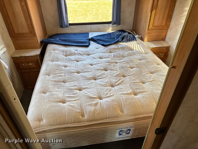 image for item EA1987 1997 Coachmen 300QB Mirada RV