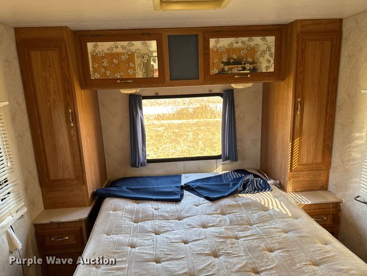 image for item EA1987 1997 Coachmen 300QB Mirada RV