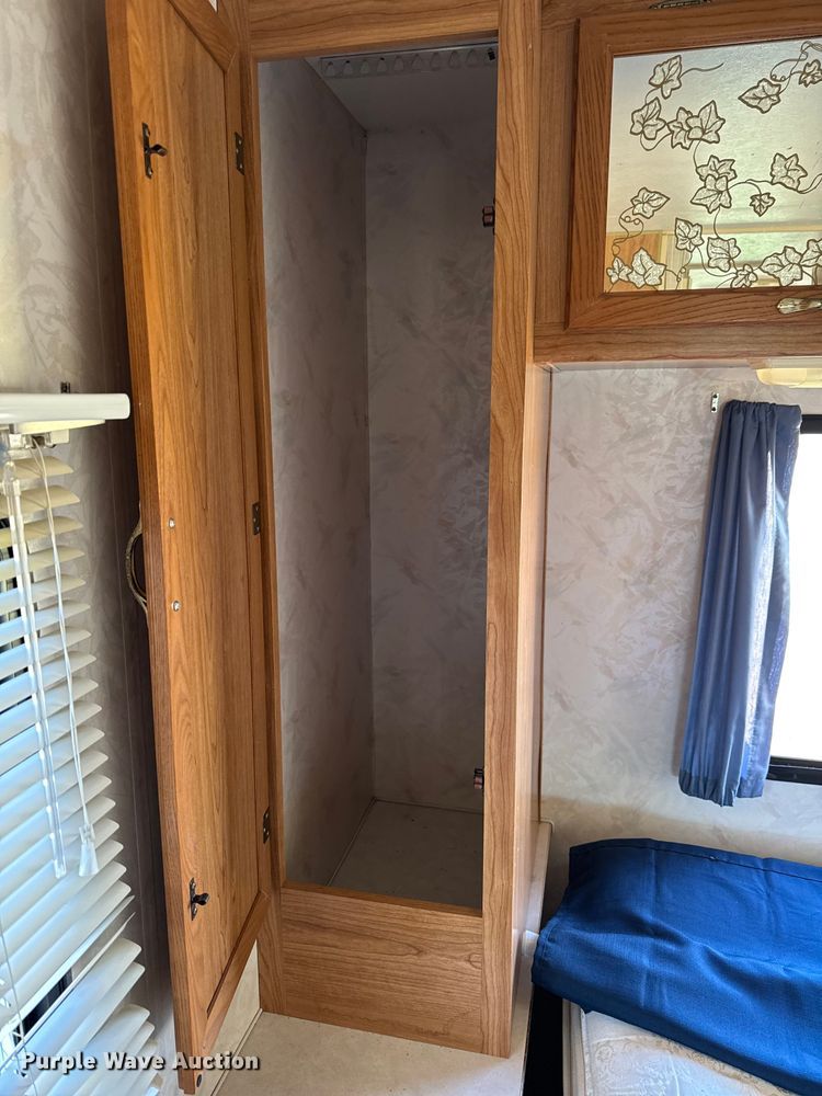 image for item EA1987 1997 Coachmen 300QB Mirada RV