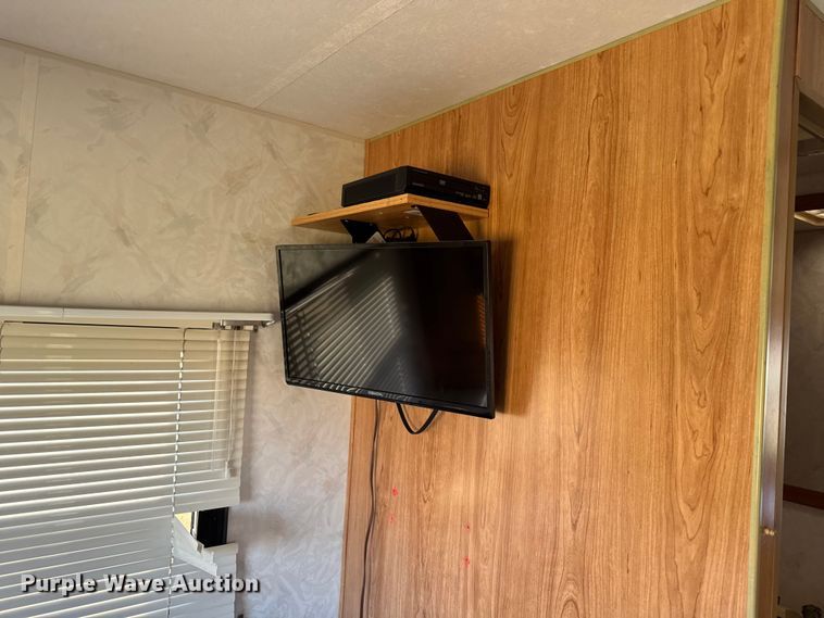 image for item EA1987 1997 Coachmen 300QB Mirada RV