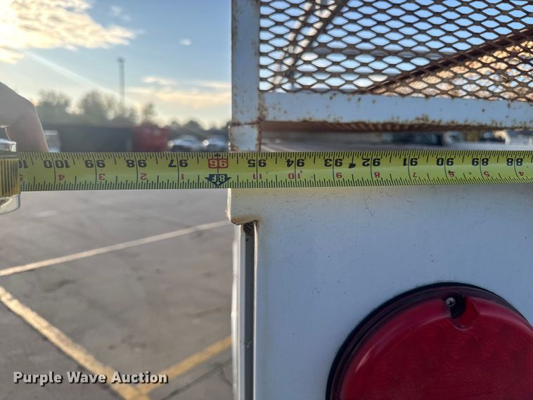 image for item EA1989 2005 Ford F-550 utility / service truck