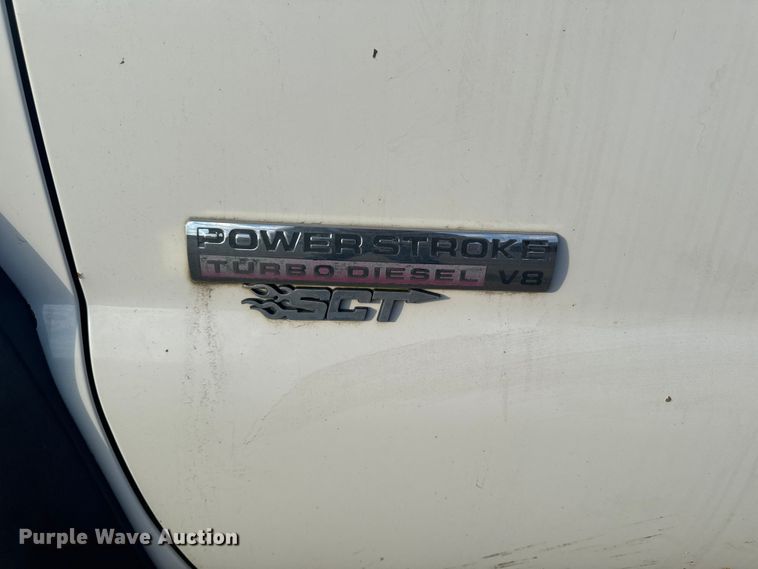 image for item EA1989 2005 Ford F-550 utility / service truck