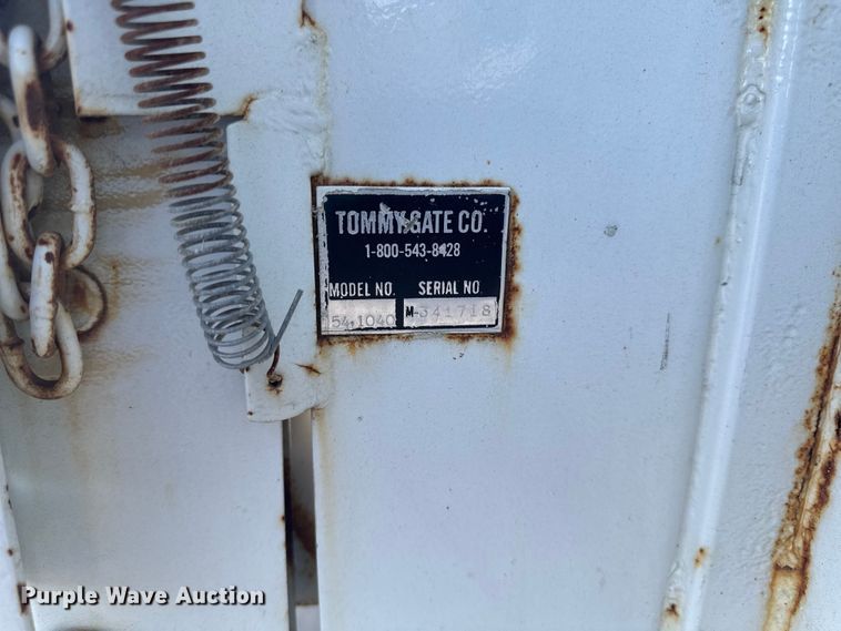 image for item EA1989 2005 Ford F-550 utility / service truck