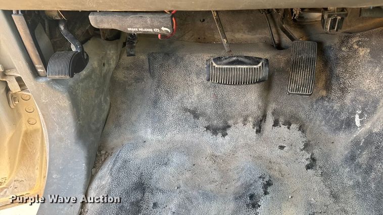 image for item EA1989 2005 Ford F-550 utility / service truck