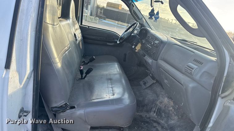 image for item EA1989 2005 Ford F-550 utility / service truck