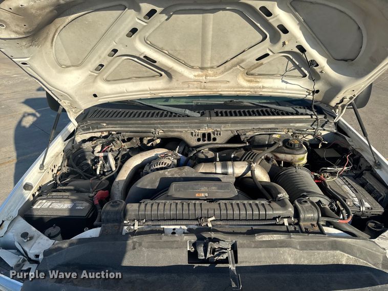 image for item EA1989 2005 Ford F-550 utility / service truck