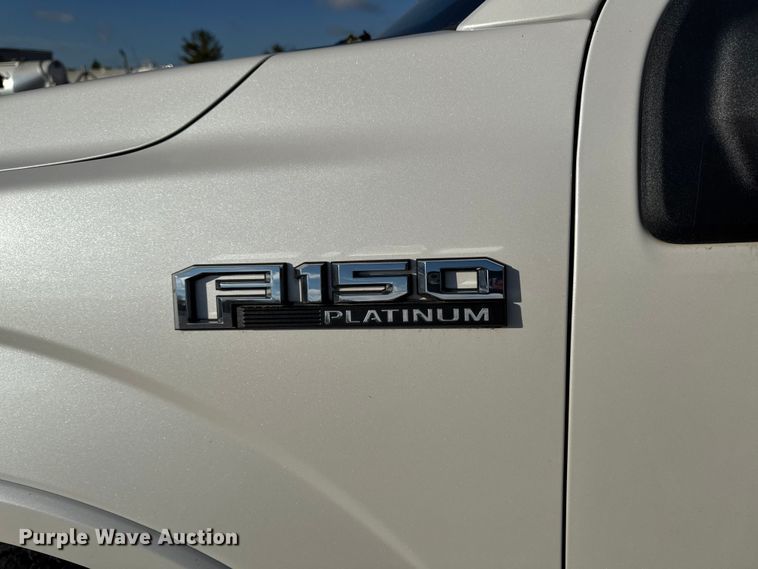 image for item EA2022 2016 Ford F150 Platinum SuperCrew pickup truck