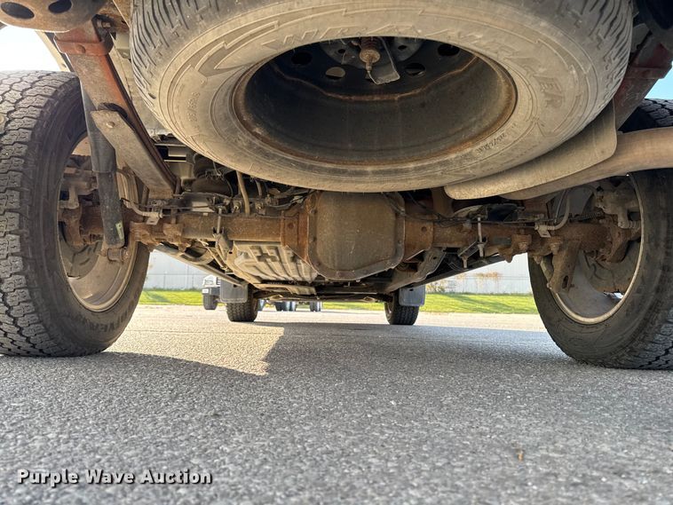 image for item EA2022 2016 Ford F150 Platinum SuperCrew pickup truck