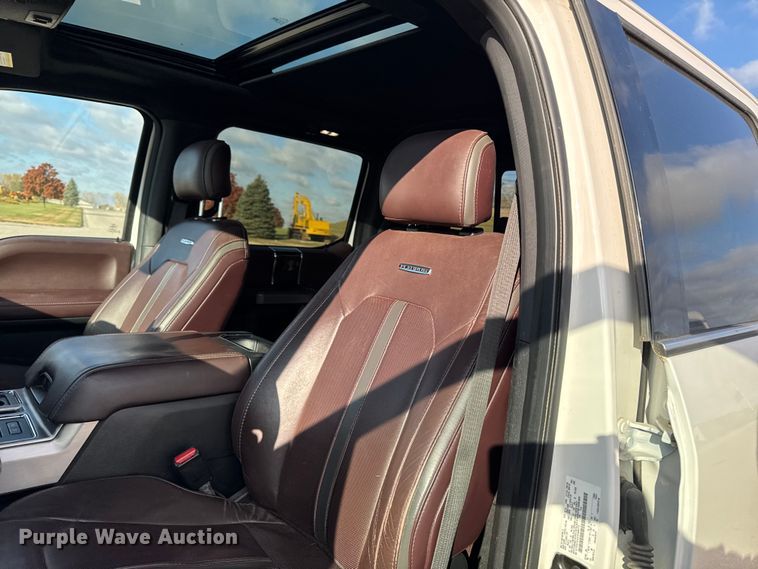 image for item EA2022 2016 Ford F150 Platinum SuperCrew pickup truck