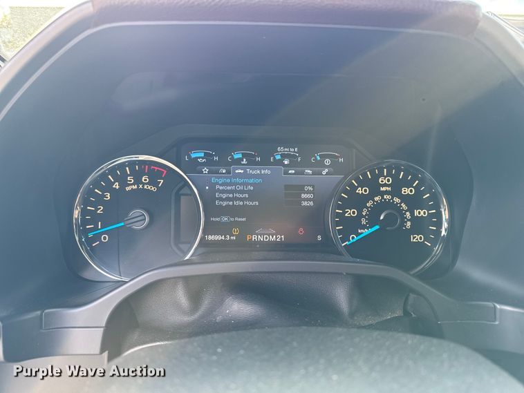 image for item EA2022 2016 Ford F150 Platinum SuperCrew pickup truck