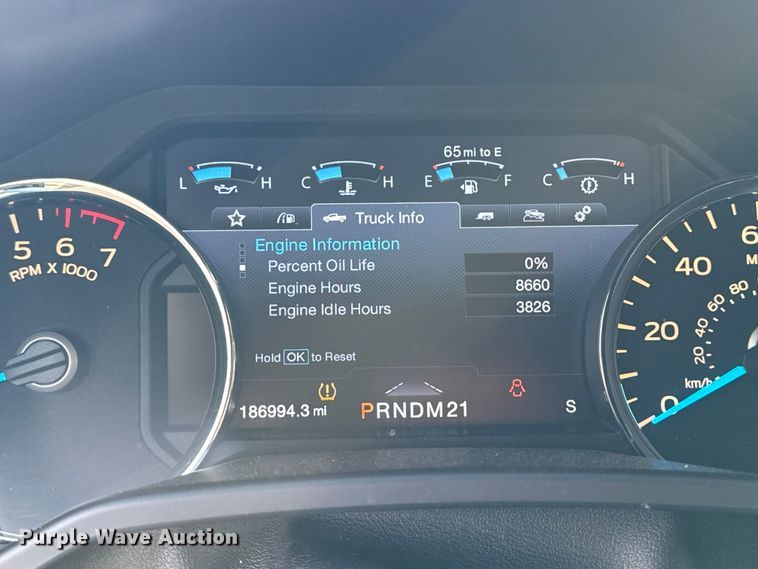 image for item EA2022 2016 Ford F150 Platinum SuperCrew pickup truck