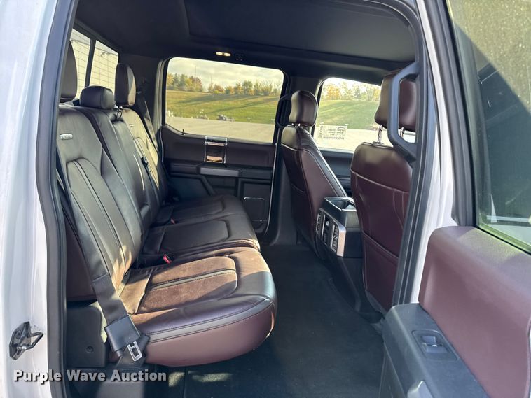 image for item EA2022 2016 Ford F150 Platinum SuperCrew pickup truck