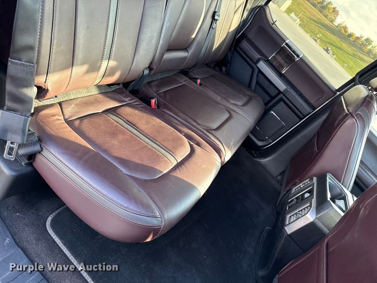 image for item EA2022 2016 Ford F150 Platinum SuperCrew pickup truck