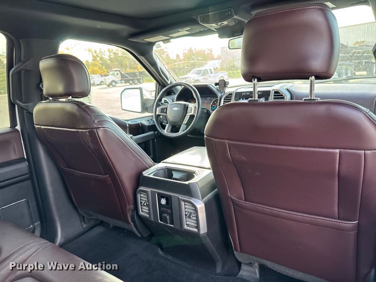 image for item EA2022 2016 Ford F150 Platinum SuperCrew pickup truck