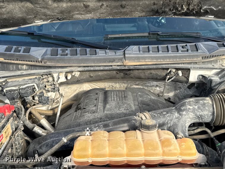 image for item EA2022 2016 Ford F150 Platinum SuperCrew pickup truck