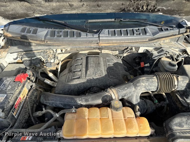 image for item EA2022 2016 Ford F150 Platinum SuperCrew pickup truck