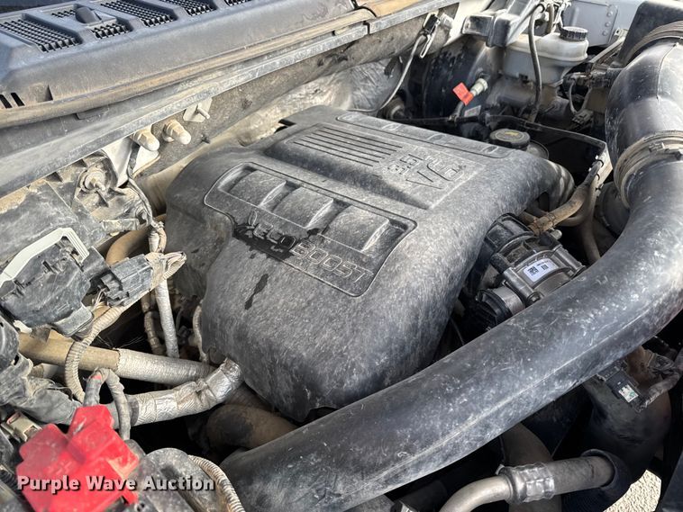 image for item EA2022 2016 Ford F150 Platinum SuperCrew pickup truck