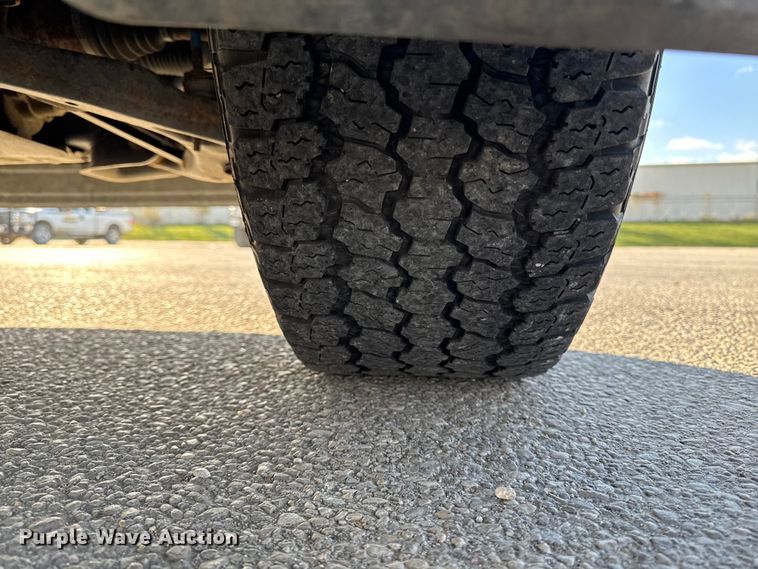 image for item EA2022 2016 Ford F150 Platinum SuperCrew pickup truck